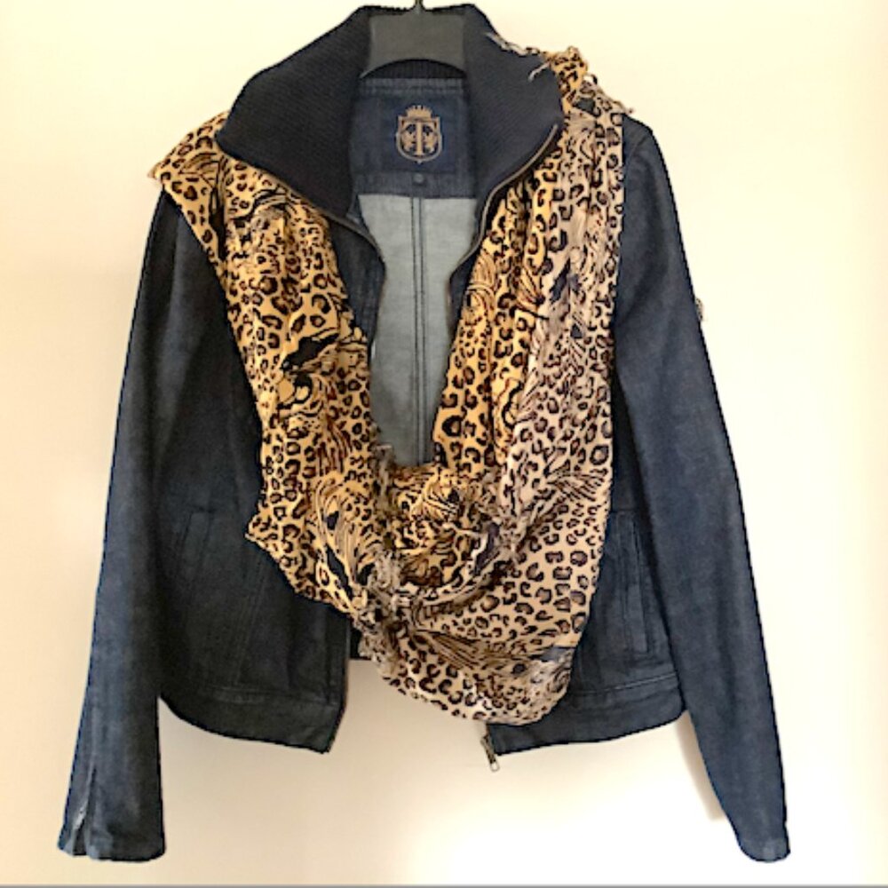 Stylish Abstract leopard Print Scarf- Polyester Blend Rectangle with fringed end